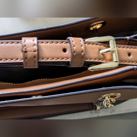 MICHAEL KORS Lori Medium Logo Satchel - Picture 7 of 9